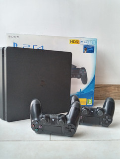 Ps4 اسلیم یکترابایت کپی خور (کارکرده)