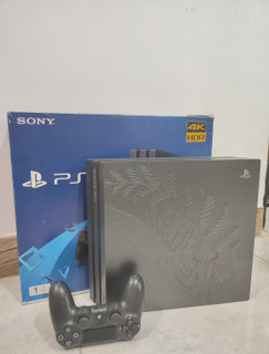 Ps4 pro کپیخور باندل لست آف آس(کارکرده)